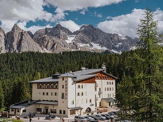B&B HOTEL Passo Tre Croci Cortina